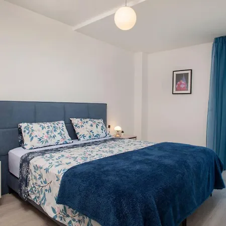 Modern New In The Heart Of Pueblo Appartement Mijas